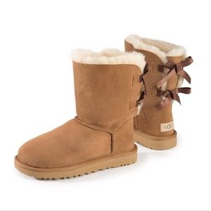 Bailey Bow chestnut UGGS